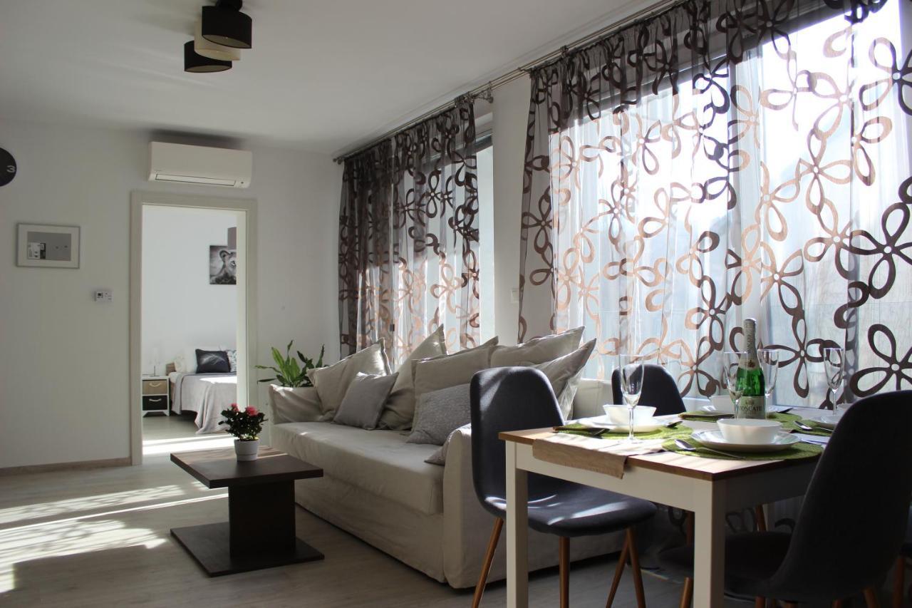 Leo Apartment Free Parking - Augusta Bratislava Exterior photo