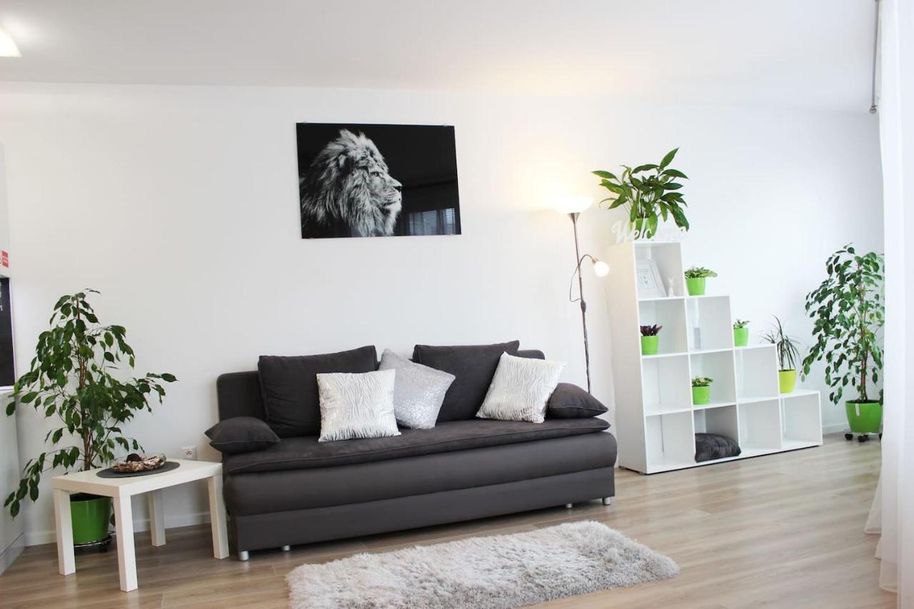 Leo Apartment Free Parking - Augusta Bratislava Exterior photo