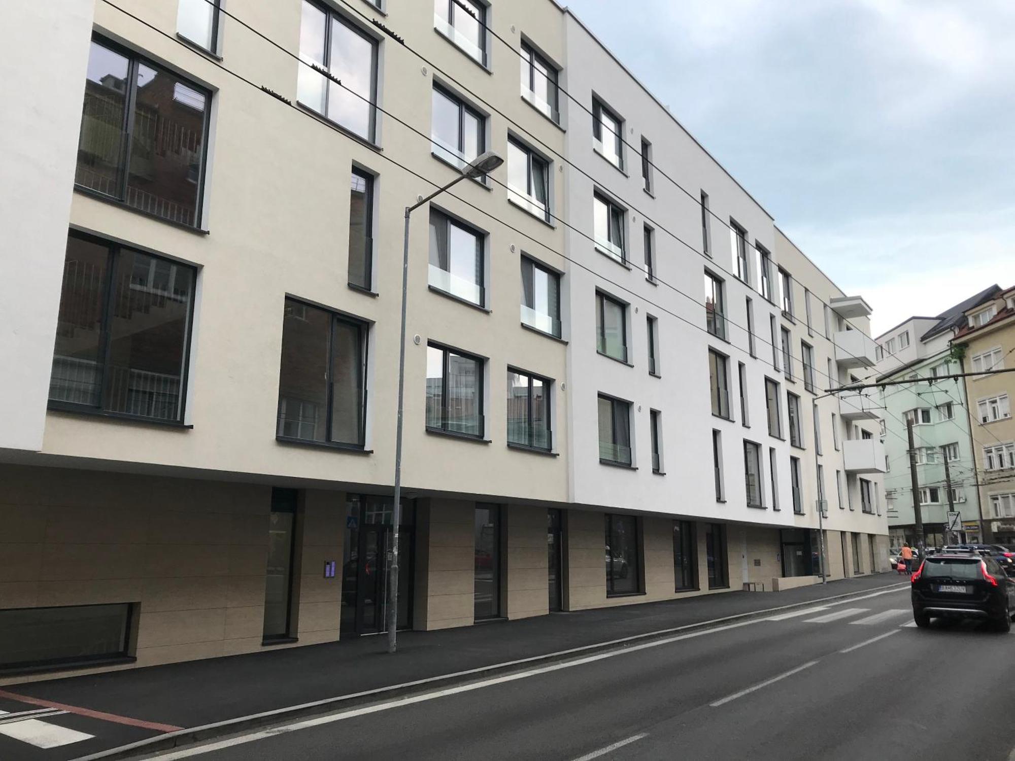 Leo Apartment Free Parking - Augusta Bratislava Exterior photo