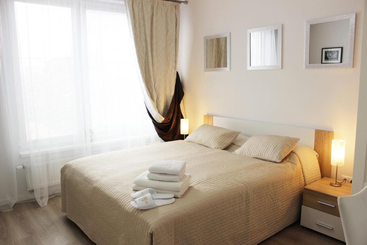 Leo Apartment Free Parking - Augusta Bratislava Exterior photo